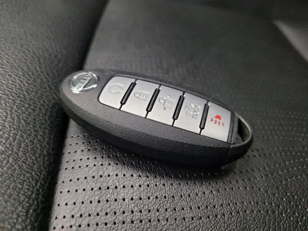 2020 Nissan Altima in Phoenix, AZ 85022 - 18065935 32