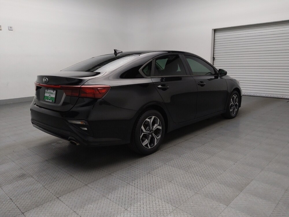 2019 Kia Forte in Lewisville, TX 75067 - 18065951 9