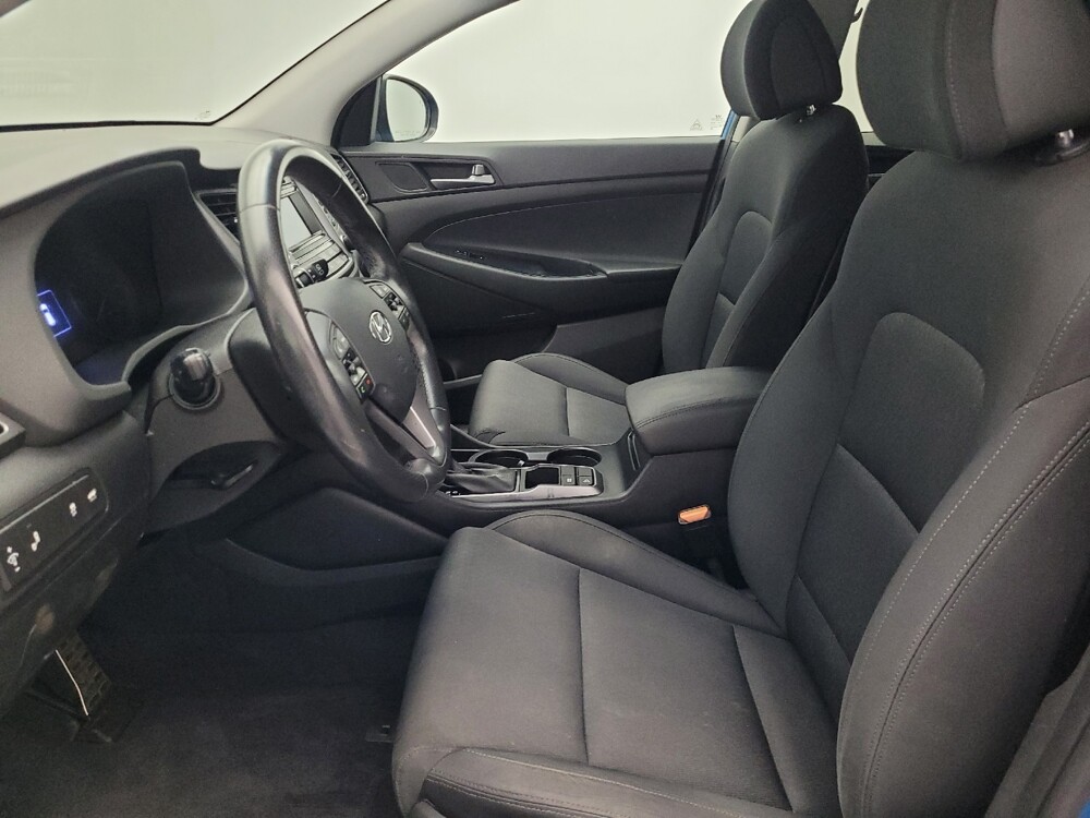 2017 Hyundai Tucson in Hialeah, FL 33014 - 18065981 17