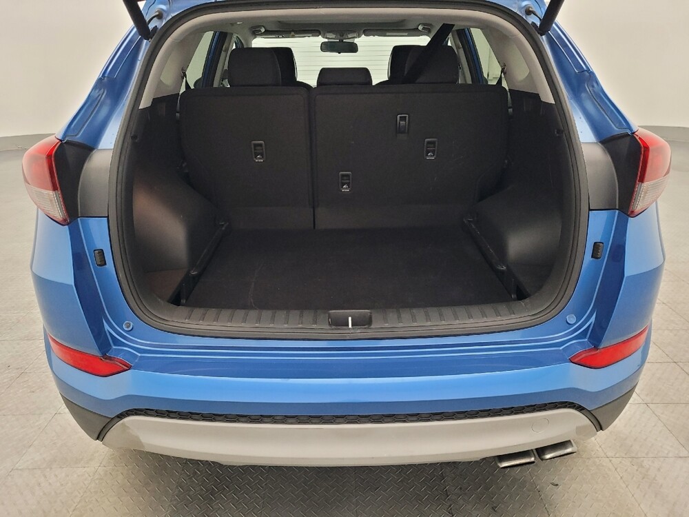 2017 Hyundai Tucson in Hialeah, FL 33014 - 18065981 29