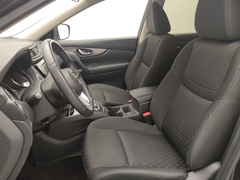 2018 Nissan Rogue in Miami, FL 33157 - 18065982 17