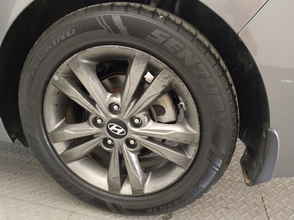 2018 Hyundai Elantra in Houston, TX 77074 - 18066006 31