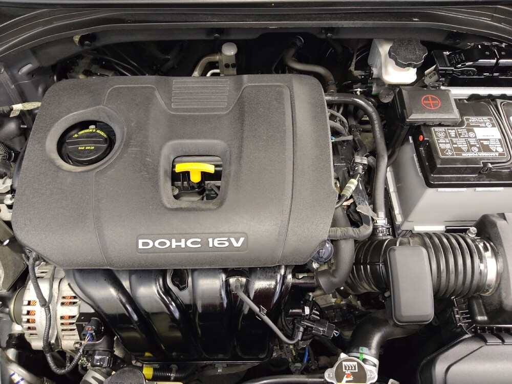 2018 Hyundai Elantra in Houston, TX 77074 - 18066006 30