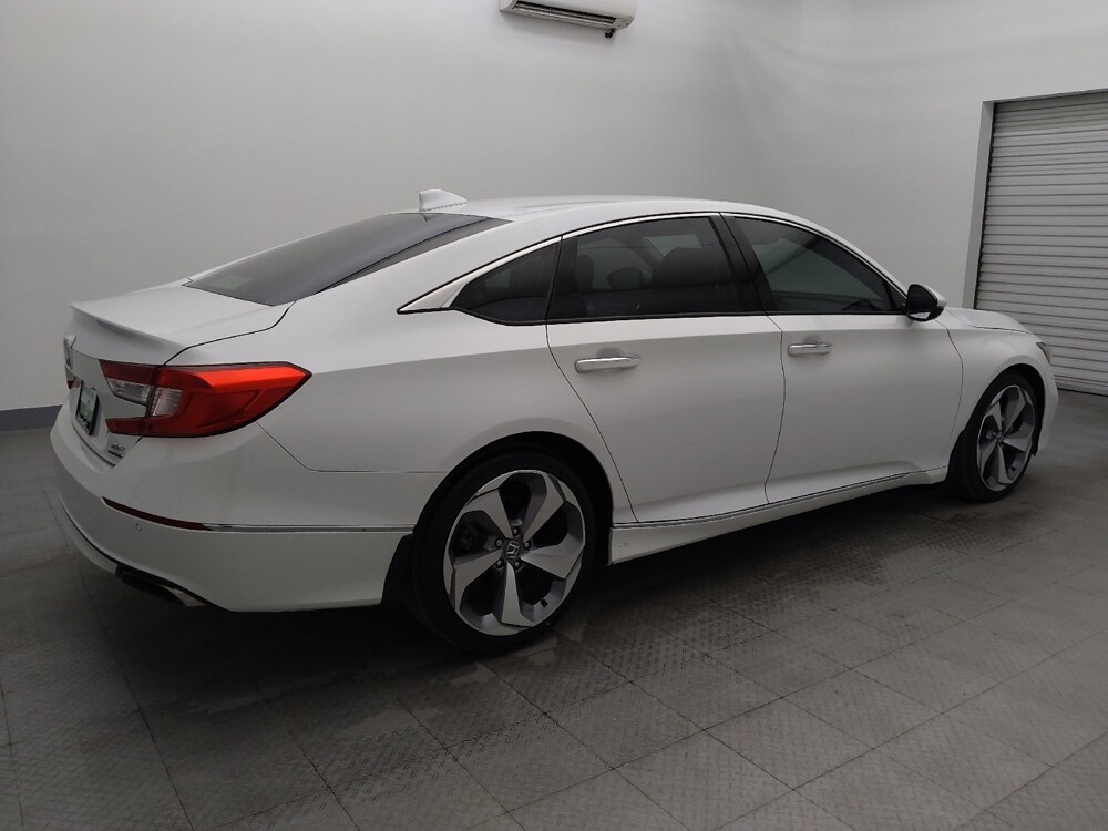 2020 Honda Accord in Live Oak, TX 78233 - 18066008 10