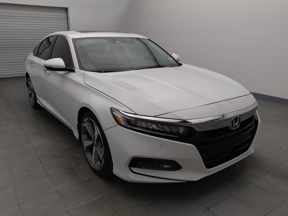 2020 Honda Accord in Live Oak, TX 78233 - 18066008 13