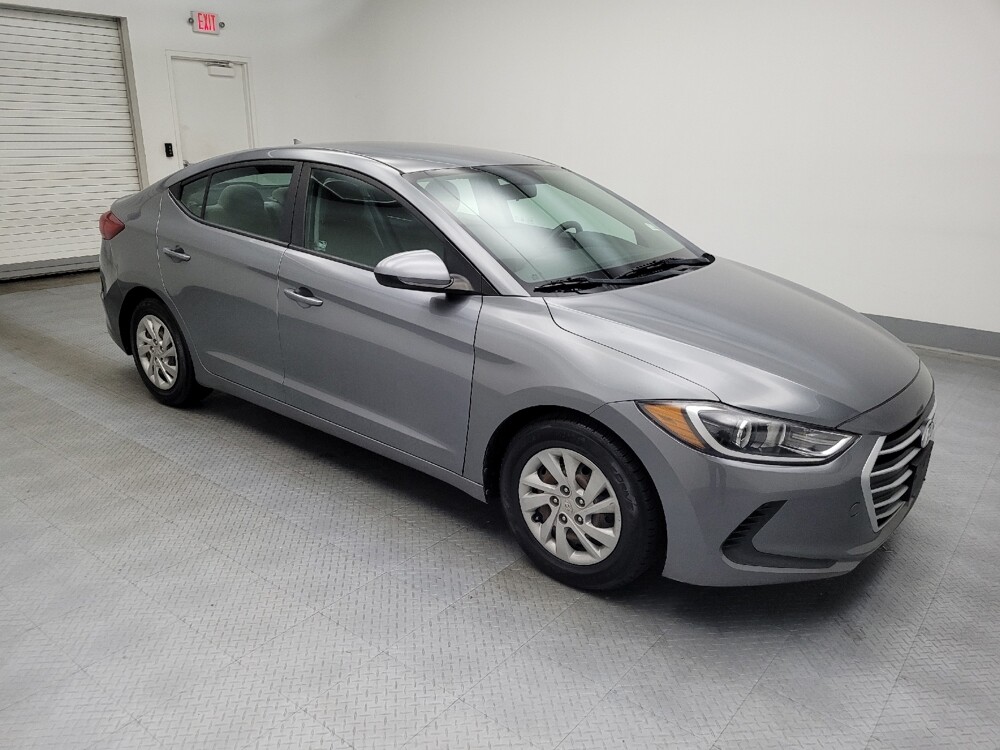 2017 Hyundai Elantra in Des Moines, IA 50310 - 18066040 11