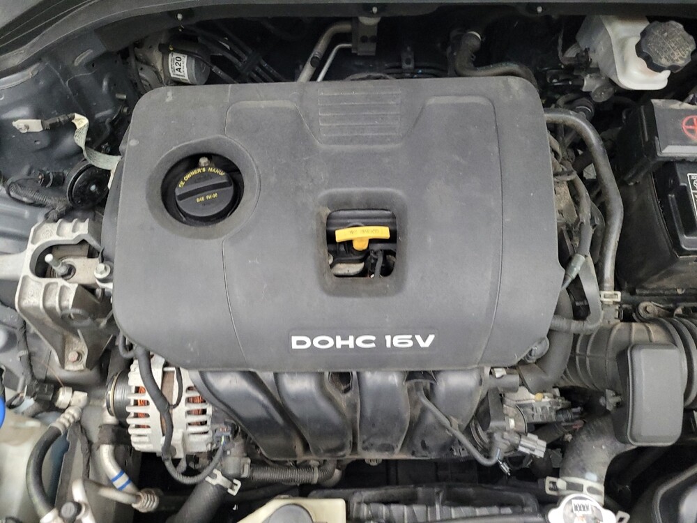 2017 Hyundai Elantra in Des Moines, IA 50310 - 18066040 30