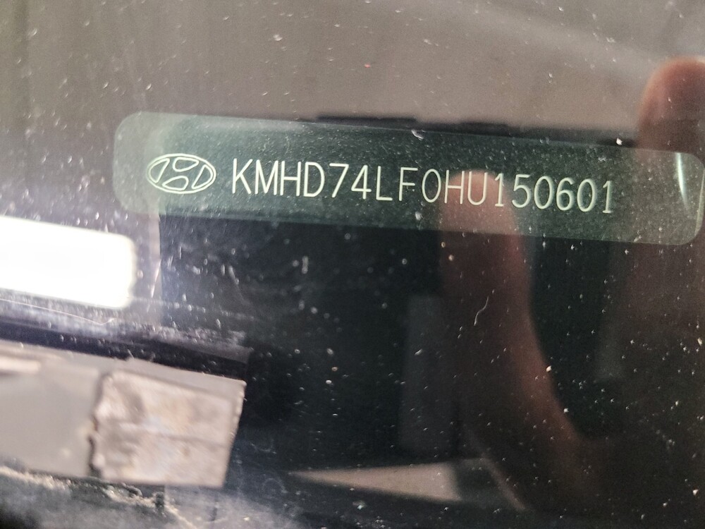 2017 Hyundai Elantra in Des Moines, IA 50310 - 18066040 33