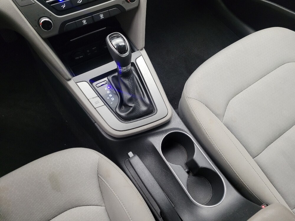2017 Hyundai Elantra in Des Moines, IA 50310 - 18066040 26