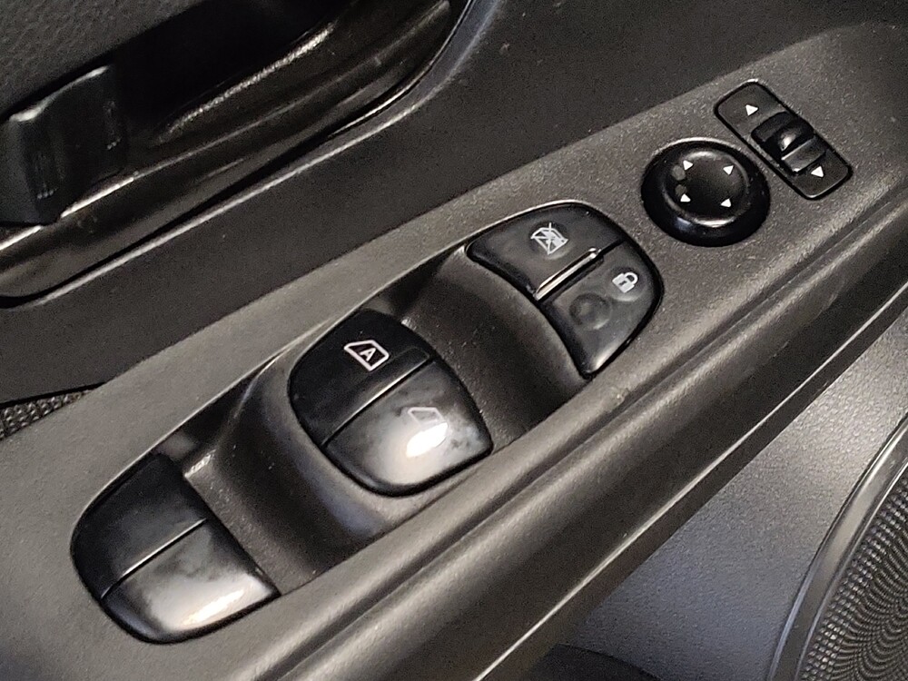 2022 Nissan Kicks in Miami, FL 33157 - 18066060 27