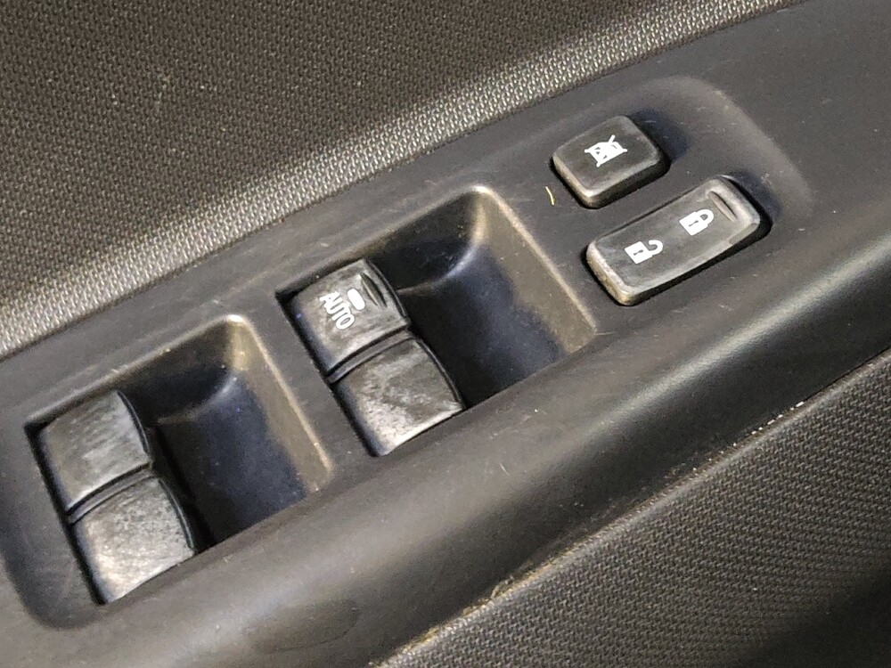 2019 Mitsubishi Mirage in Greenville, SC 29607 - 18066063 27