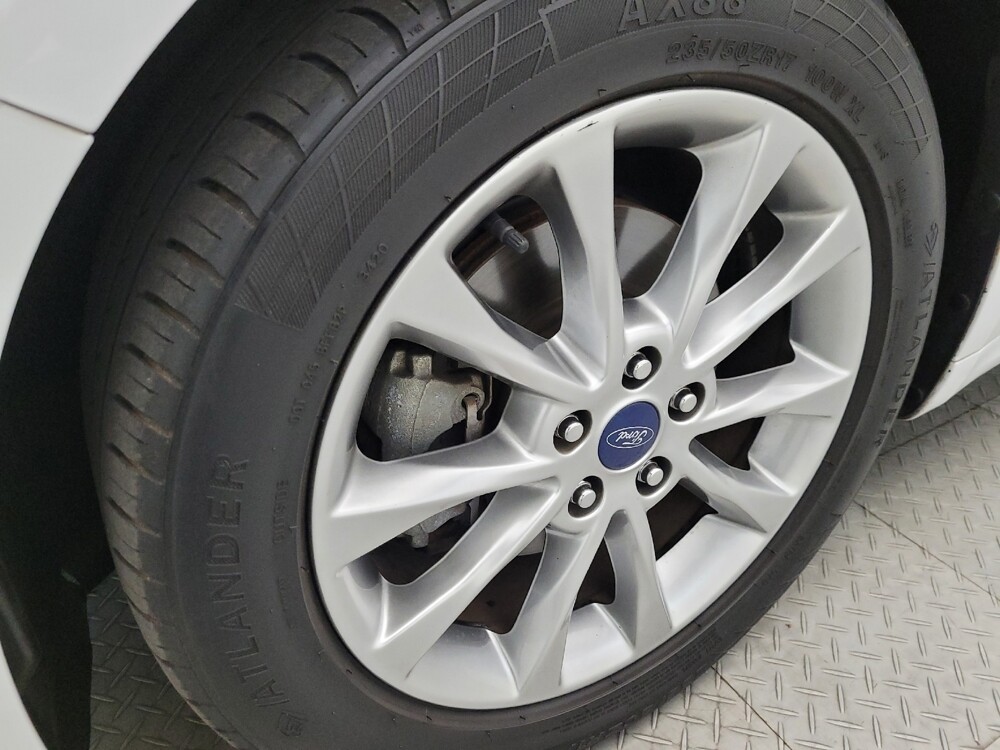 2017 Ford Fusion in Tucson, AZ 85705 - 18066076 31