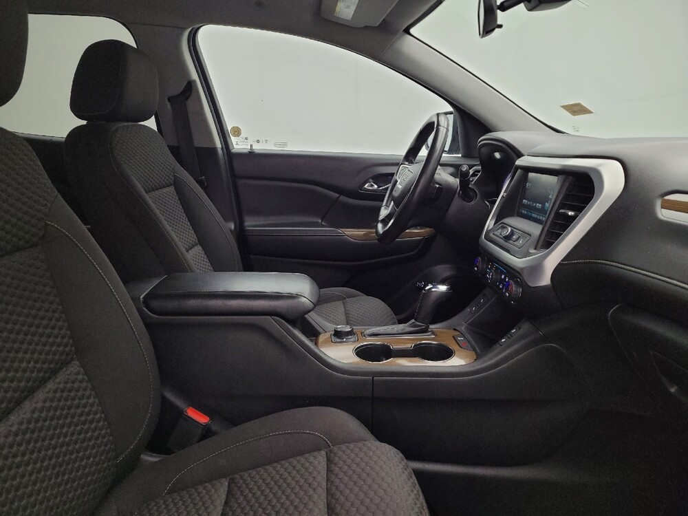 2017 GMC Acadia in St. Louis, MO 63136 - 18066086 21