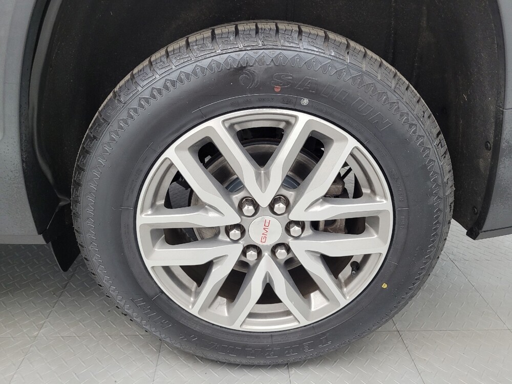 2017 GMC Acadia in St. Louis, MO 63136 - 18066086 31