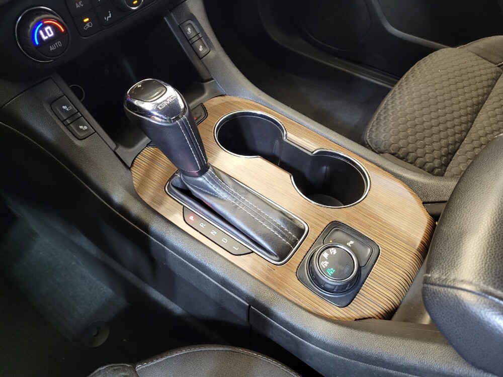 2017 GMC Acadia in St. Louis, MO 63136 - 18066086 26