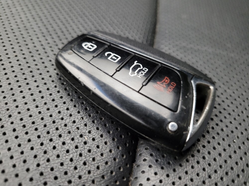 2017 Hyundai Santa Fe in Albuquerque, NM 87113 - 18066098 32