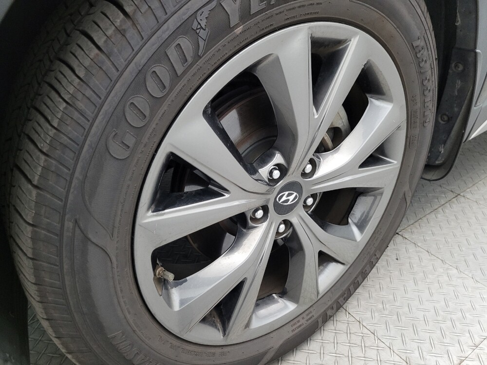 2017 Hyundai Santa Fe in Albuquerque, NM 87113 - 18066098 31