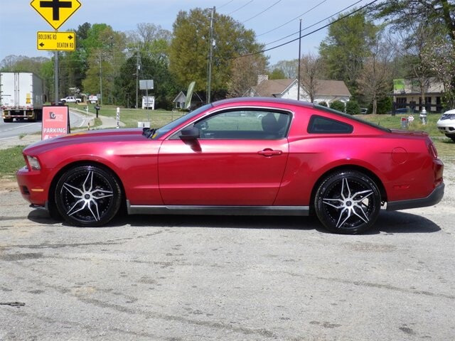 2010 Ford Mustang in Flowery Branch, GA 30542 - 18066105 3