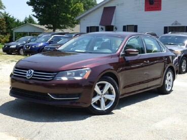 2012 Volkswagen Passat in Flowery Branch, GA 30542