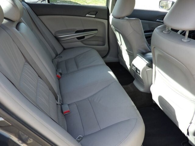 2010 Honda Accord in Flowery Branch, GA 30542 - 18066118 10
