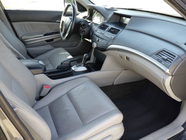 2010 Honda Accord in Flowery Branch, GA 30542 - 18066118 7