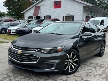 2017 Chevrolet Malibu in Flowery Branch, GA 30542