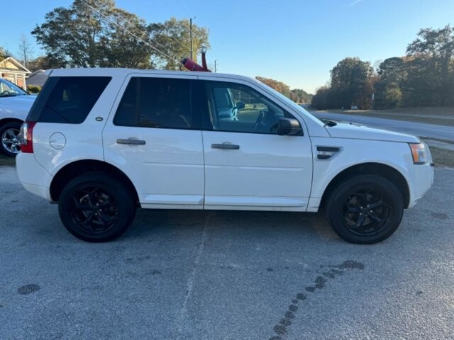 2010 Land Rover LR2 in Flowery Branch, GA 30542 - 18066133 4