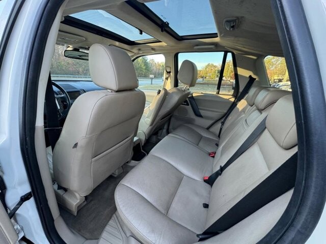 2010 Land Rover LR2 in Flowery Branch, GA 30542 - 18066133 10