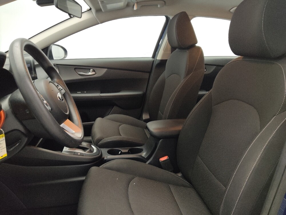 2019 Kia Forte in Stone Mountain, GA 30083 - 18066185 17