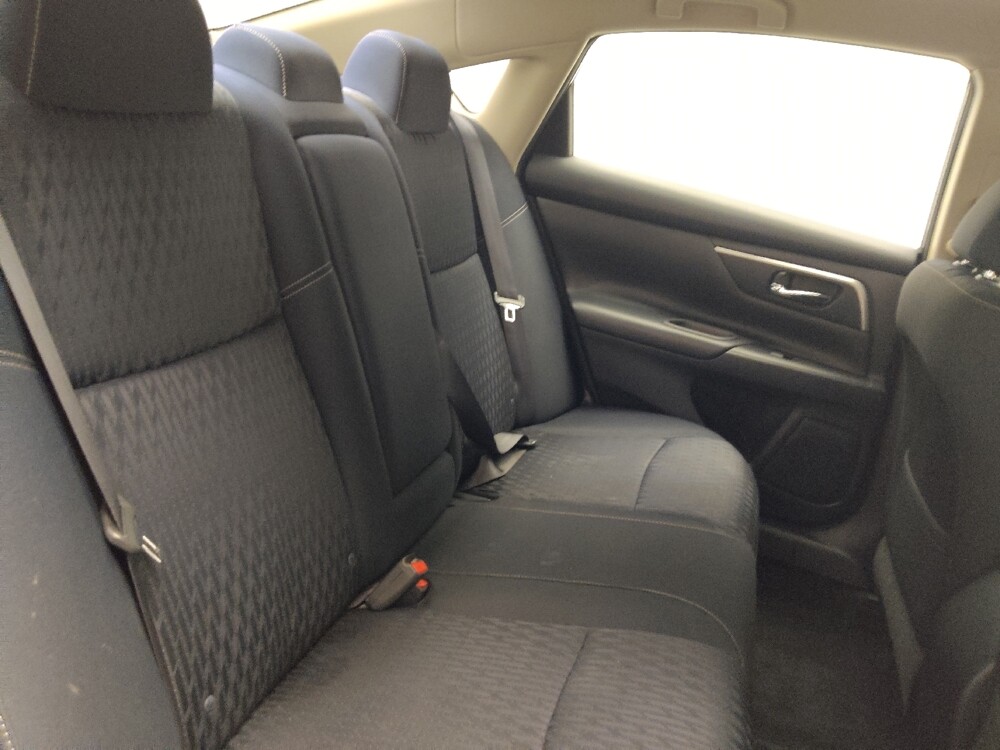 2017 Nissan Altima in Marietta, GA 30062 - 18066193 19