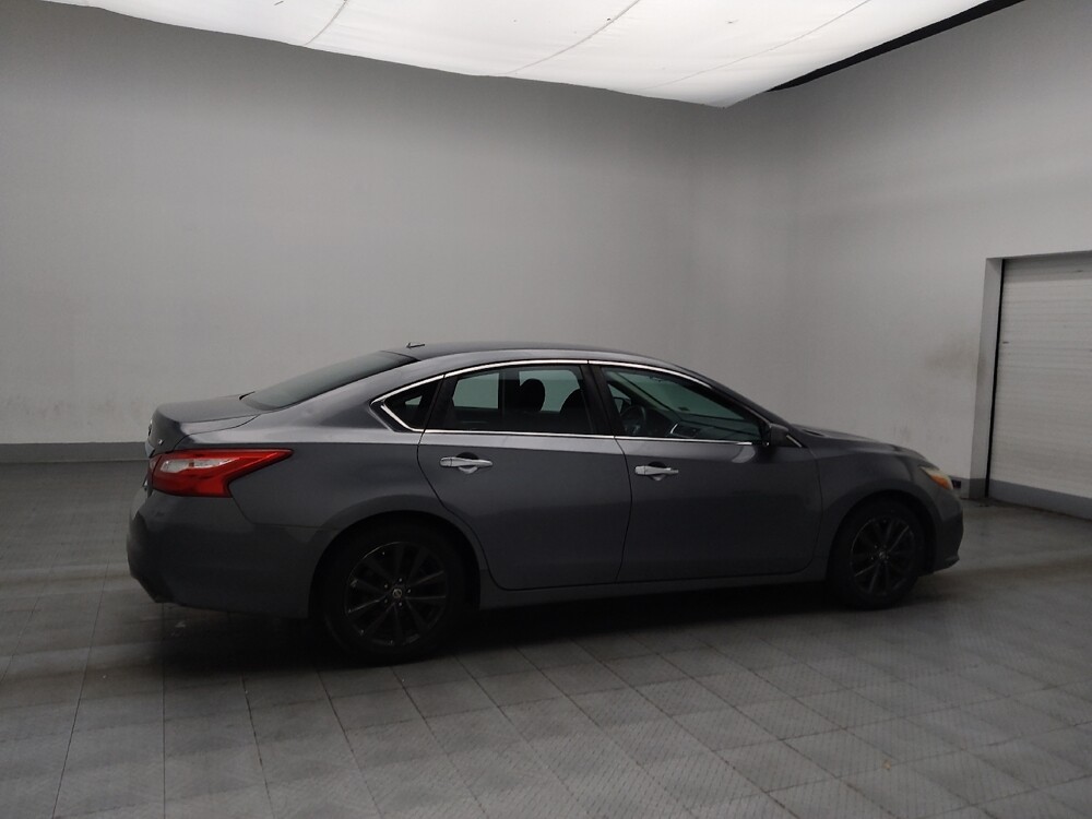 2017 Nissan Altima in Marietta, GA 30062 - 18066193 10