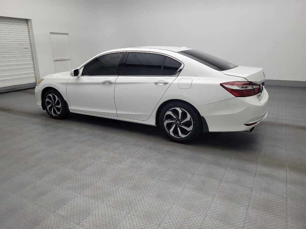 2017 Honda Accord in Hialeah, FL 33014 - 18066243 3