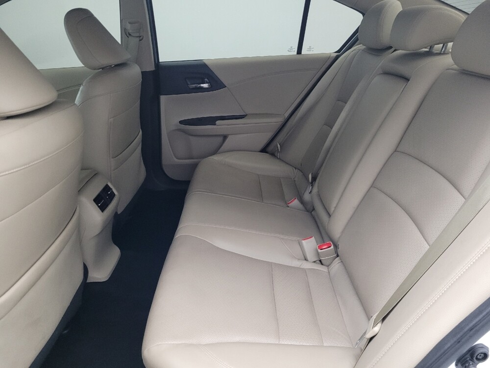 2017 Honda Accord in Hialeah, FL 33014 - 18066243 18