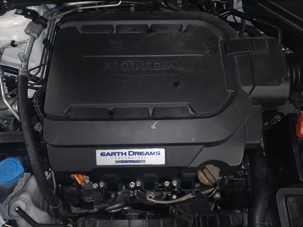 2017 Honda Accord in Hialeah, FL 33014 - 18066243 30