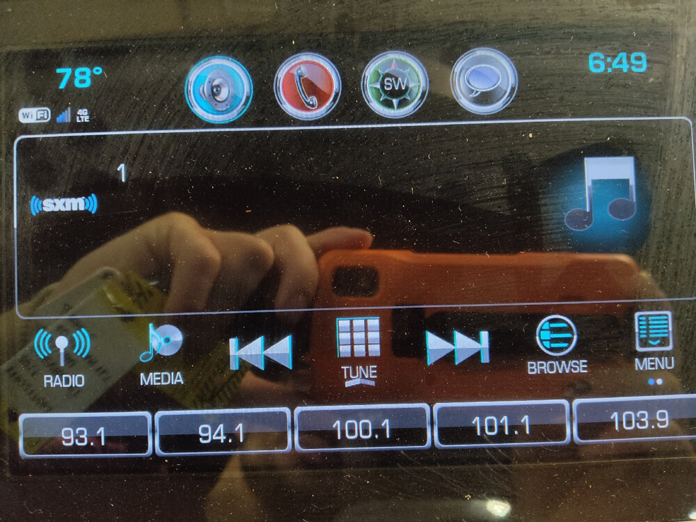 2017 Chevrolet Malibu in Greenville, NC 27834 - 18066260 25