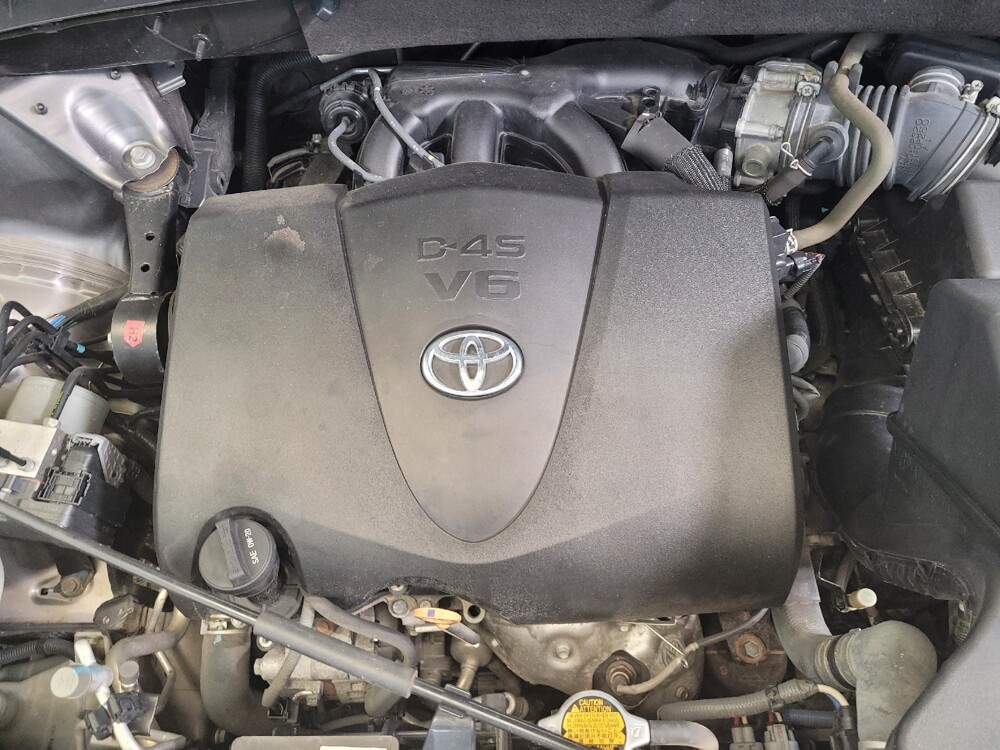 2017 Toyota Highlander in Miamisburg, OH 45342 - 18066324 30