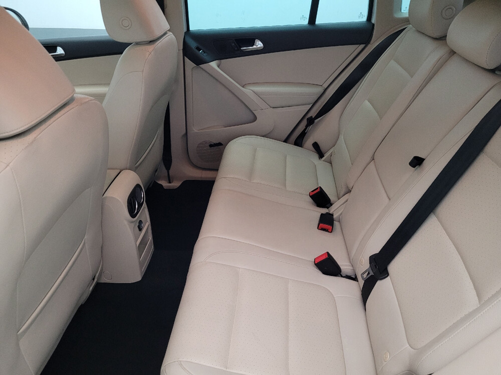 2015 Volkswagen Tiguan in Pittsburgh, PA 15237 - 18066331 18