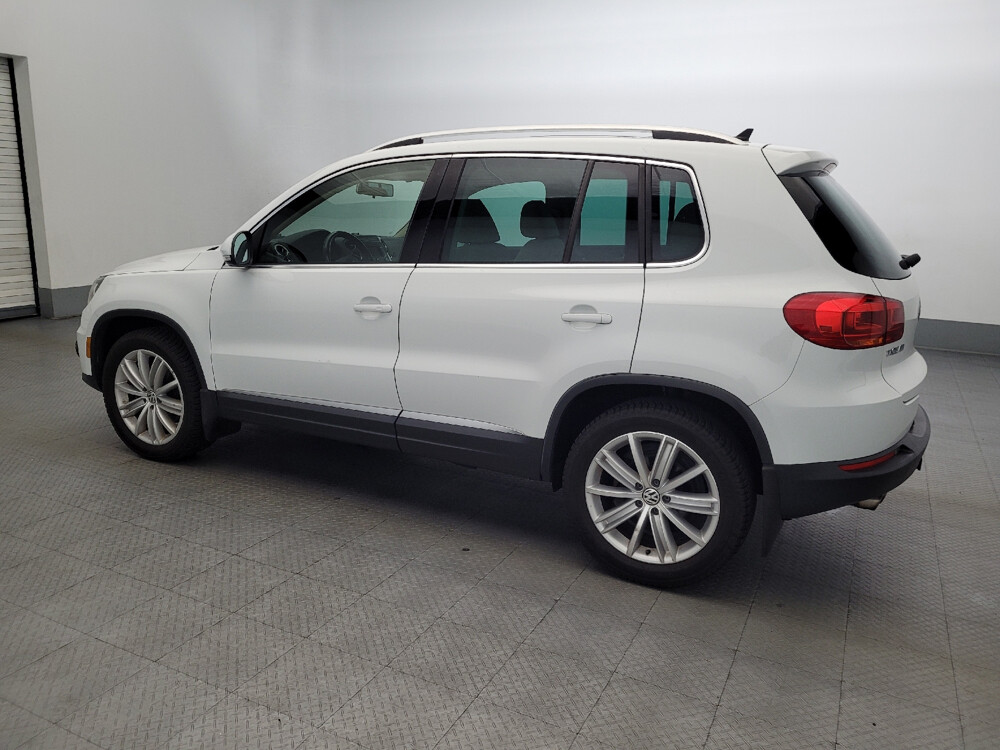 2015 Volkswagen Tiguan in Pittsburgh, PA 15237 - 18066331 3