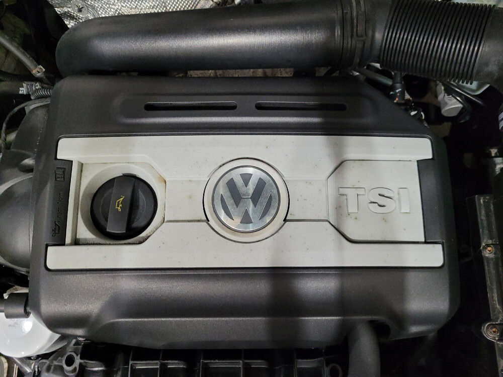 2015 Volkswagen Tiguan in Pittsburgh, PA 15237 - 18066331 30