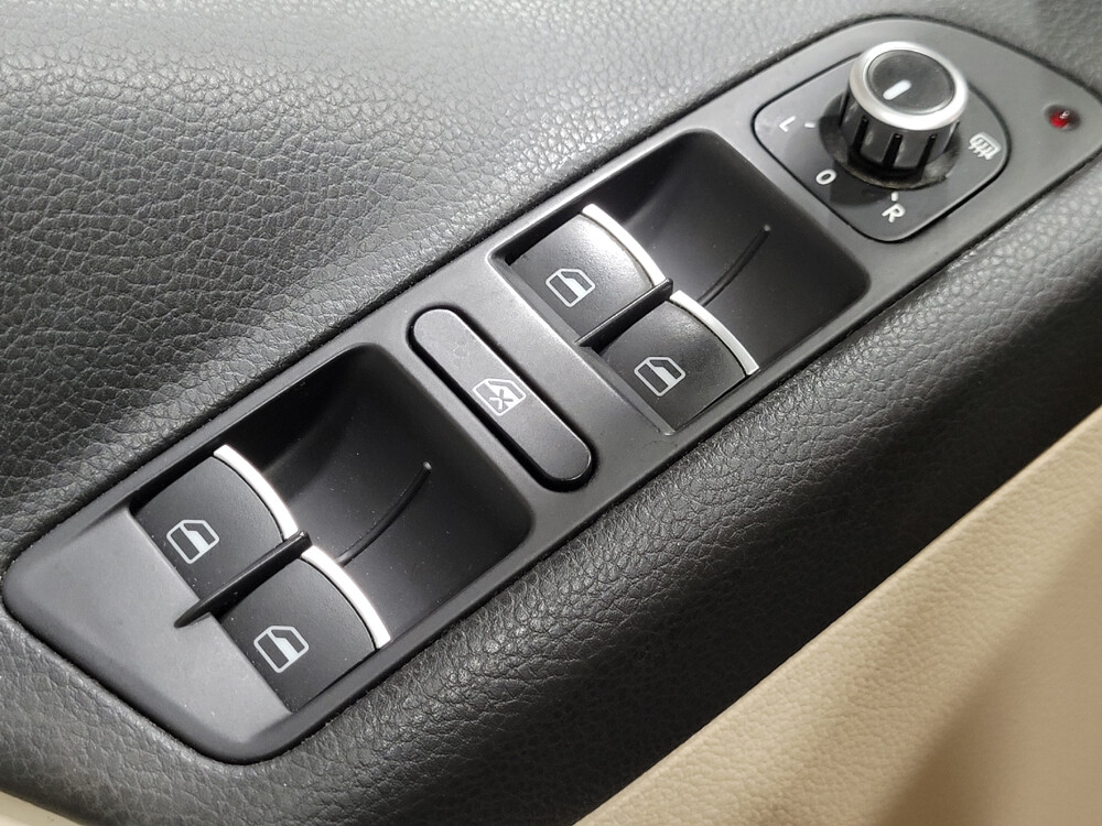 2015 Volkswagen Tiguan in Pittsburgh, PA 15237 - 18066331 27