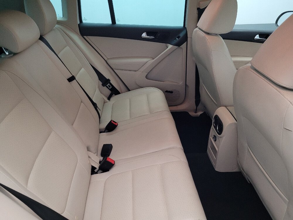 2015 Volkswagen Tiguan in Pittsburgh, PA 15237 - 18066331 19