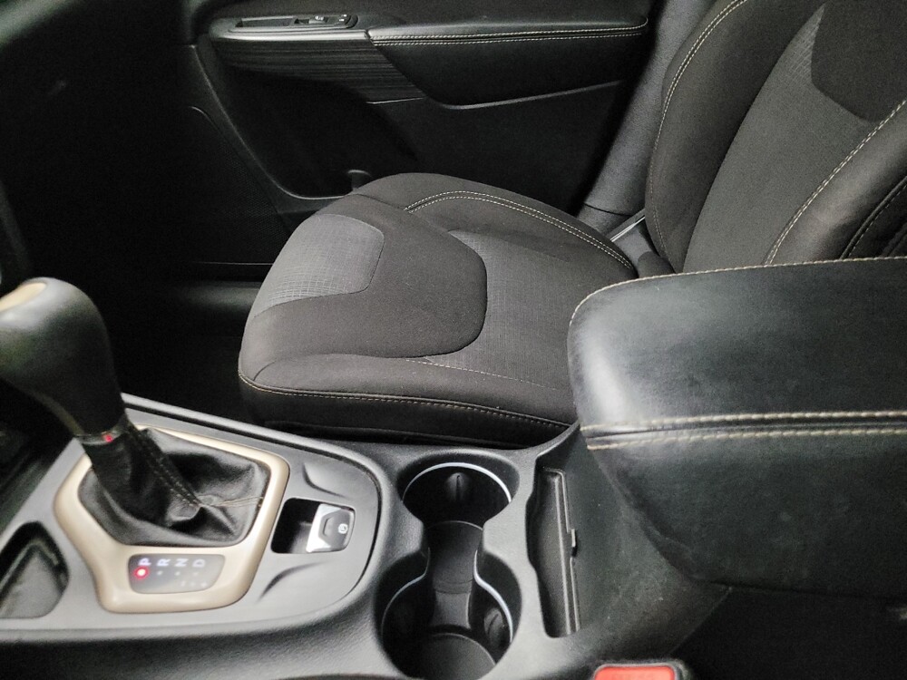 2015 Jeep Cherokee in Des Moines, IA 50310 - 18066355 26