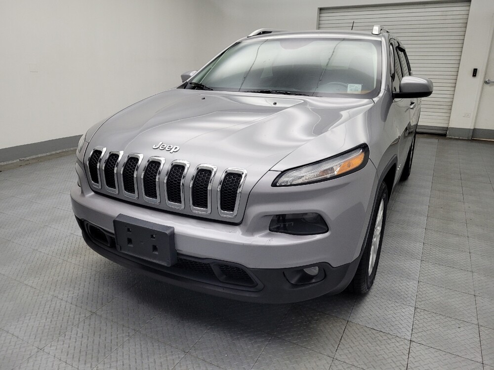 2015 Jeep Cherokee in Des Moines, IA 50310 - 18066355 15