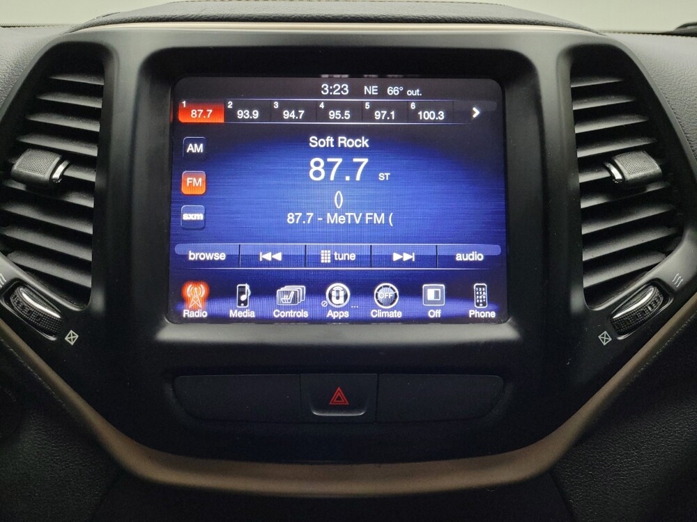 2015 Jeep Cherokee in Des Moines, IA 50310 - 18066355 25