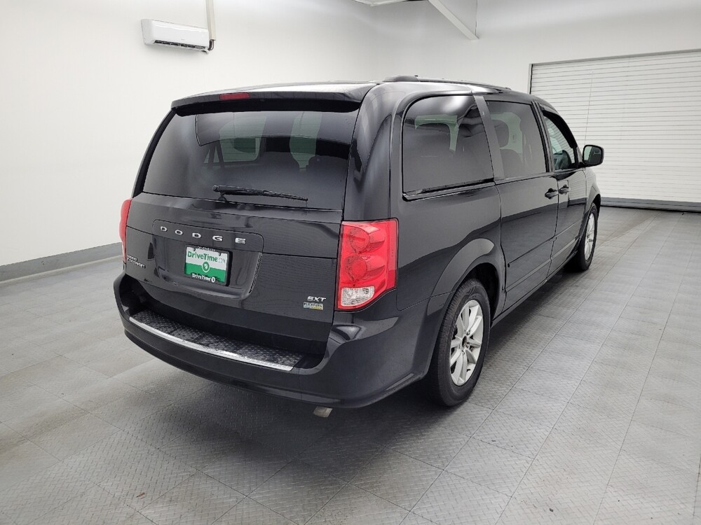 2015 Dodge Grand Caravan in Miamisburg, OH 45342 - 18066402 9