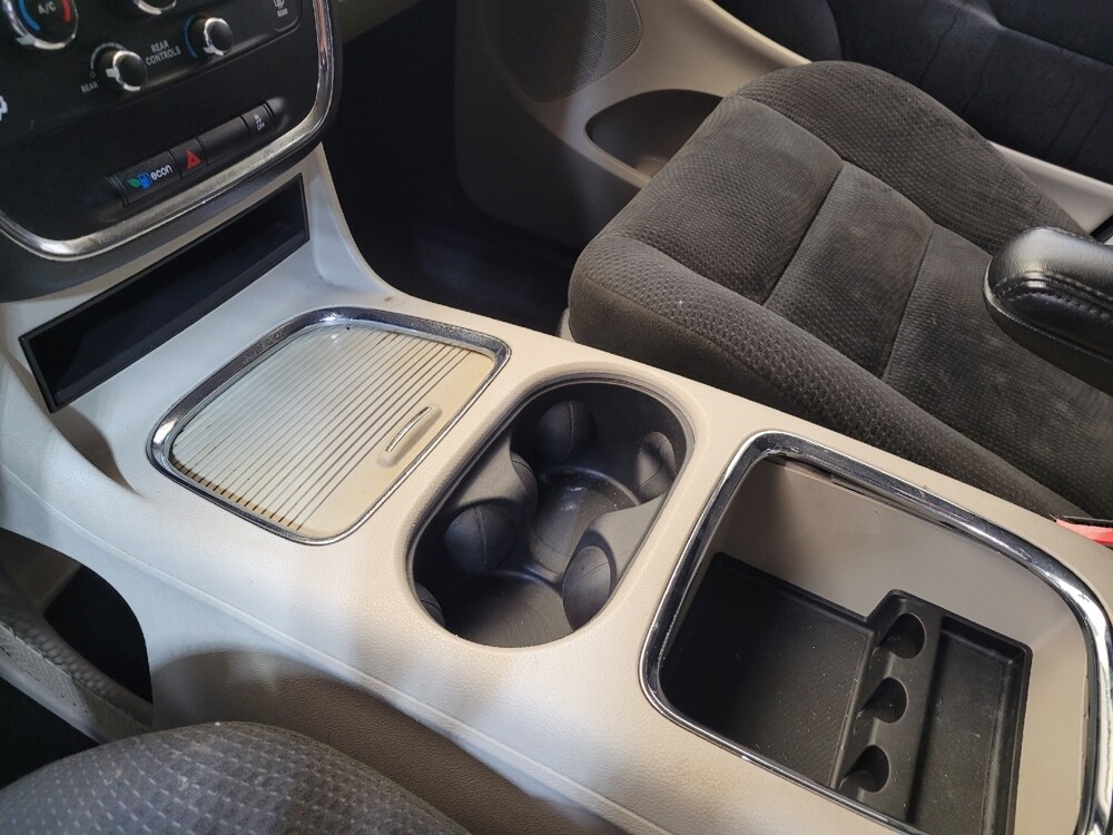 2015 Dodge Grand Caravan in Miamisburg, OH 45342 - 18066402 26