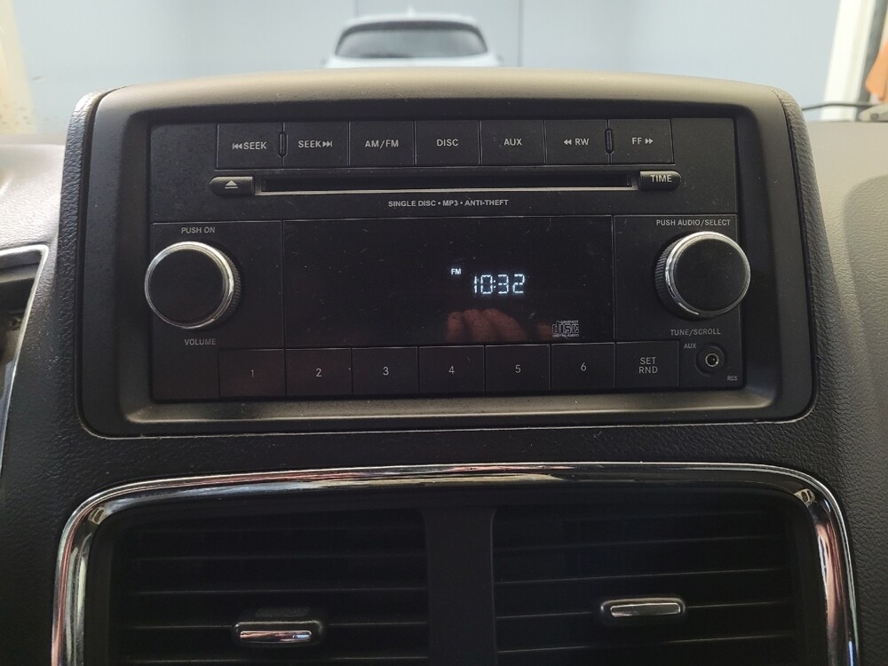 2015 Dodge Grand Caravan in Miamisburg, OH 45342 - 18066402 25