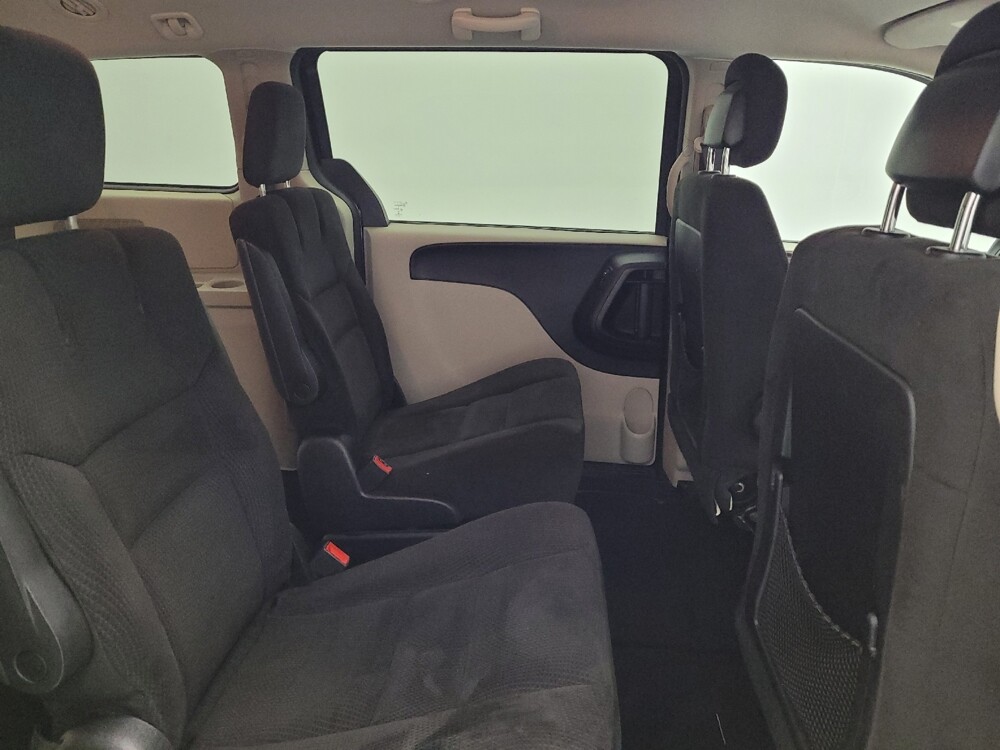 2015 Dodge Grand Caravan in Miamisburg, OH 45342 - 18066402 19