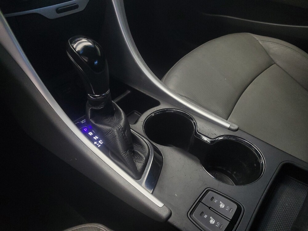 2013 Hyundai Sonata in Highland, IN 46322 - 18066407 26