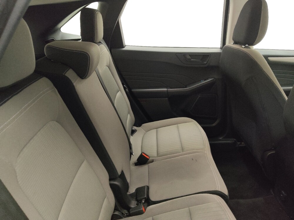 2022 Ford Escape in Lombard, IL 60148 - 18066427 19